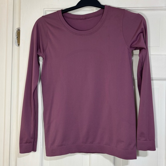 Lululemon Swiftly Tech Long Sleeve Top in Vintage Plum - Picture 1 of 7